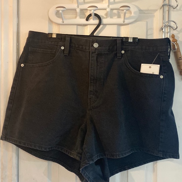 Levi's Pants - HIGH WAISTED MOM WOMEN'S SHORTS